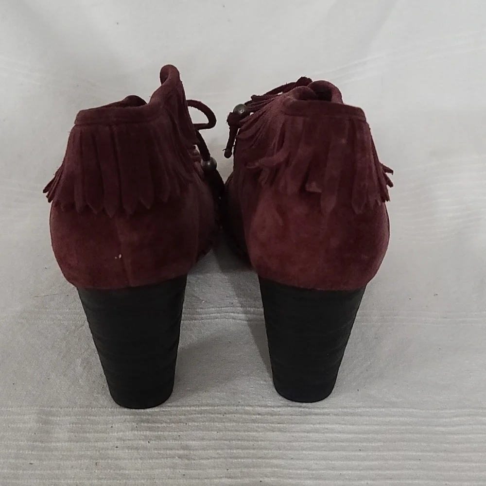 Born Burgandy Leather Moccasin Style Fringed Heeled Booties Size‎ 6.5 EUC